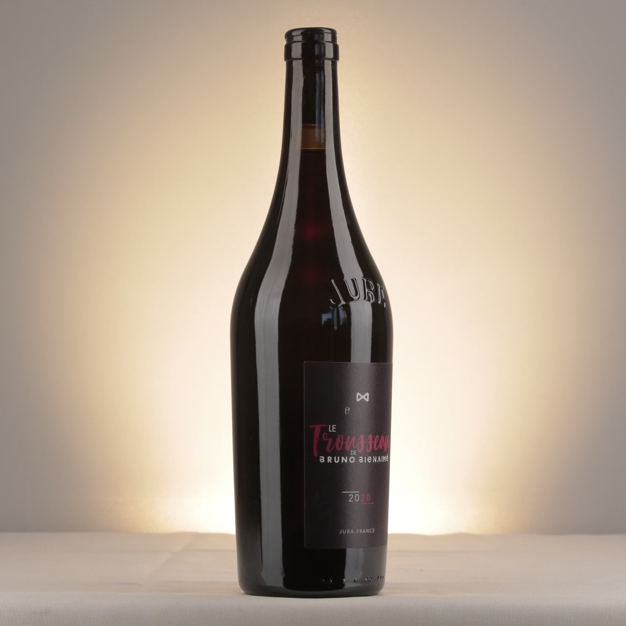 Bienaimé Côtes du Jura Le Trousseau 2020 Bottle label
