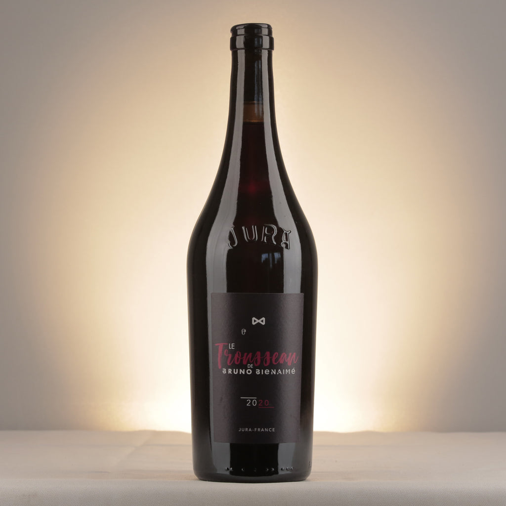 Bienaimé Côtes du Jura Le Trousseau 2020 Bottle front