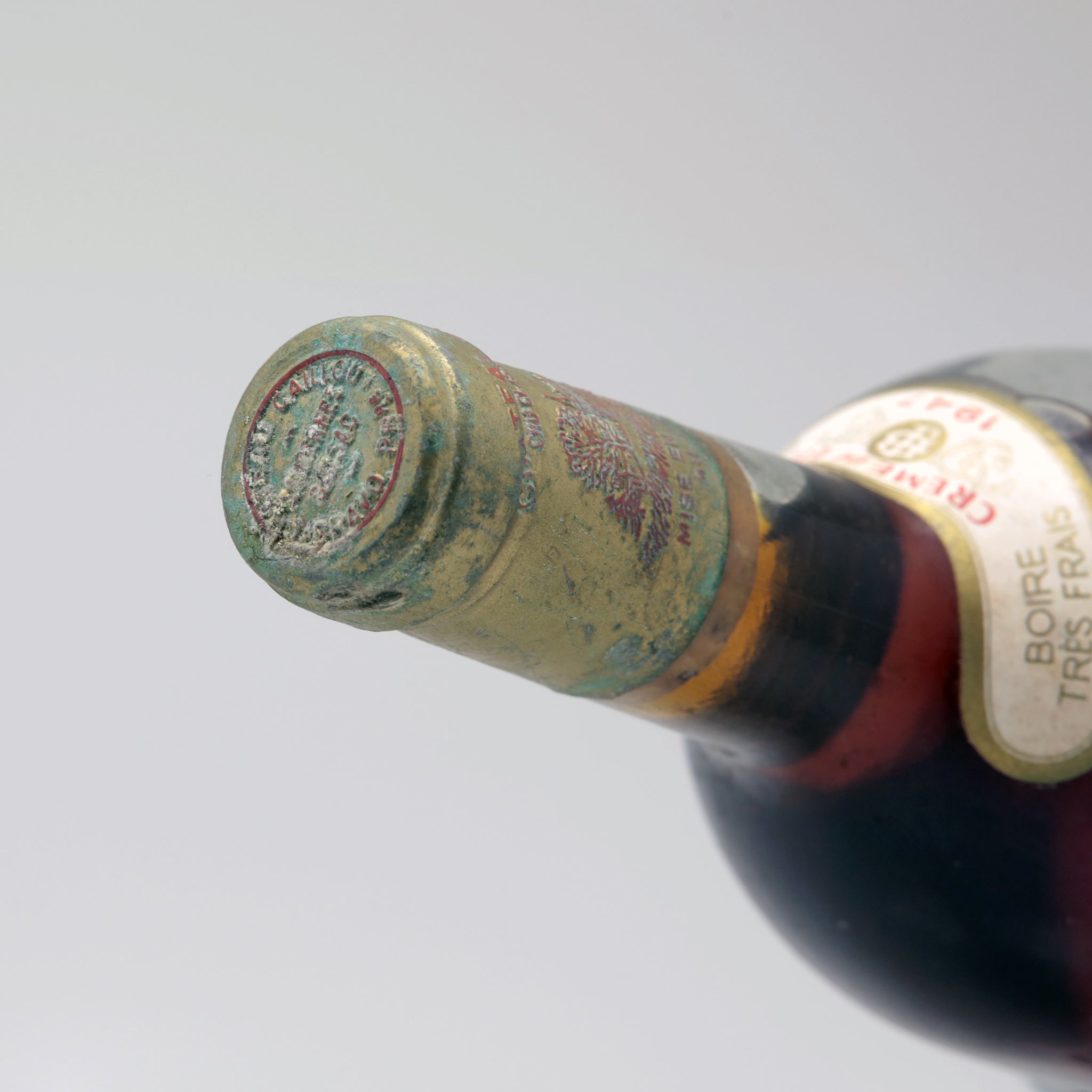 Château Caillou Chateau Caillou 1947 White wine Bottle