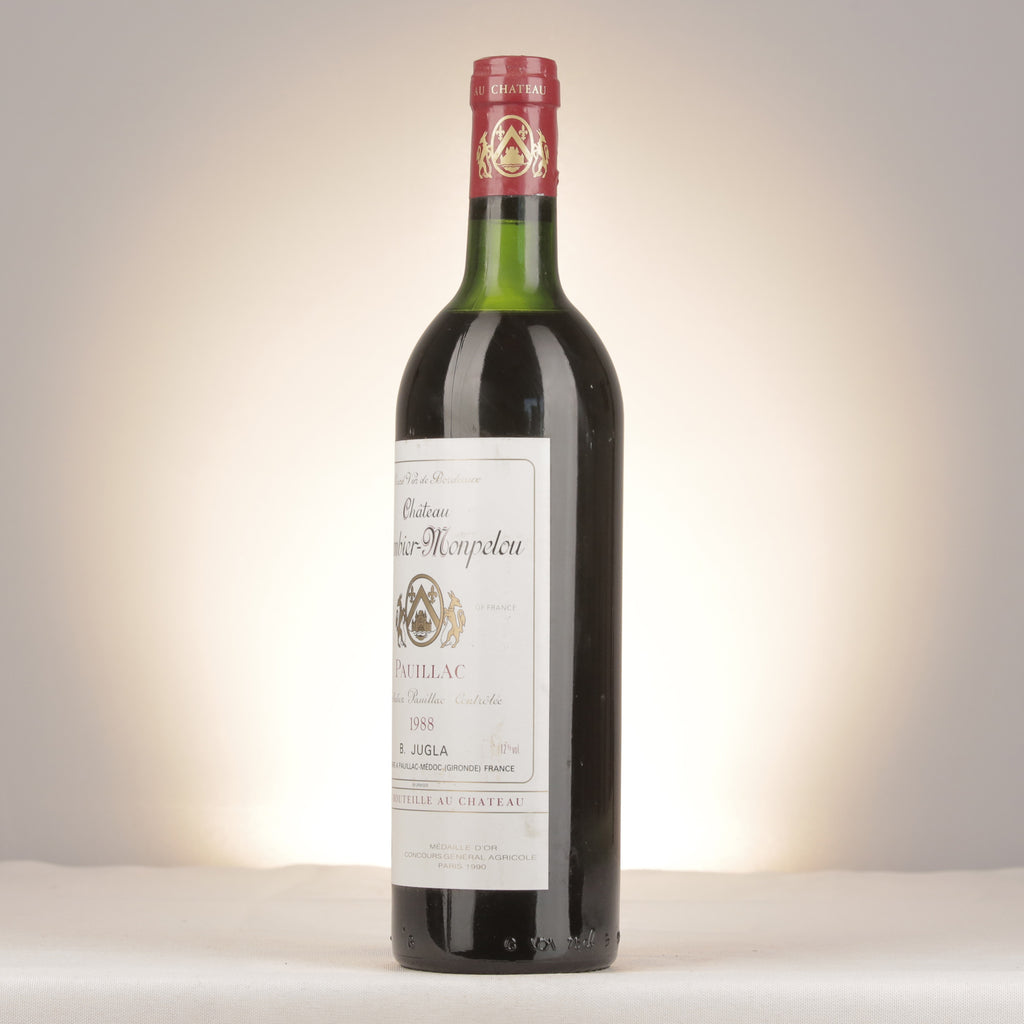 Château Colombier-Monpelou Château Colombier-Monpelou 1988 Bottle turned left (lot 4adb)