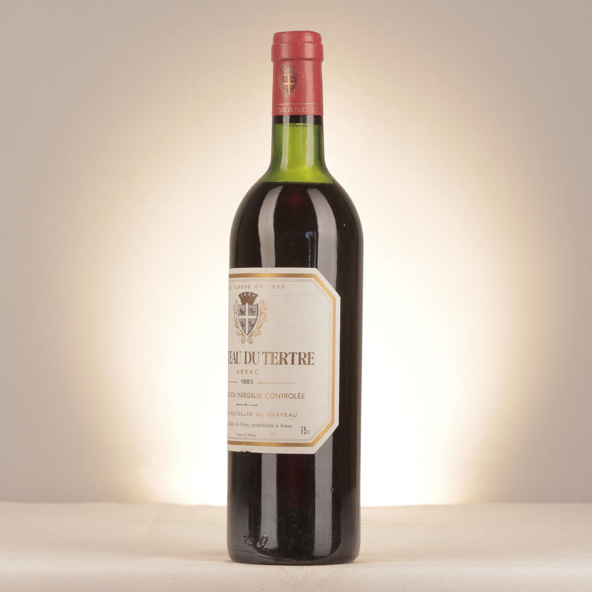 Château du Tertre Château du Tertre 1983 Bottle turned left (lot d917)