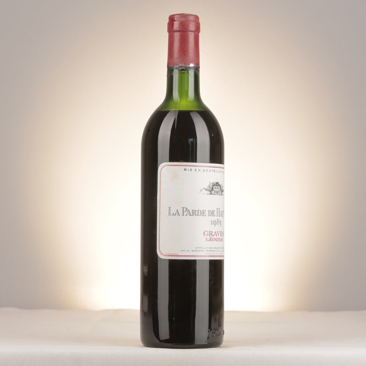 Château Haut-Bailly La Parde de Haut Bailly 1985 Bottle turned right (lot 2dad)