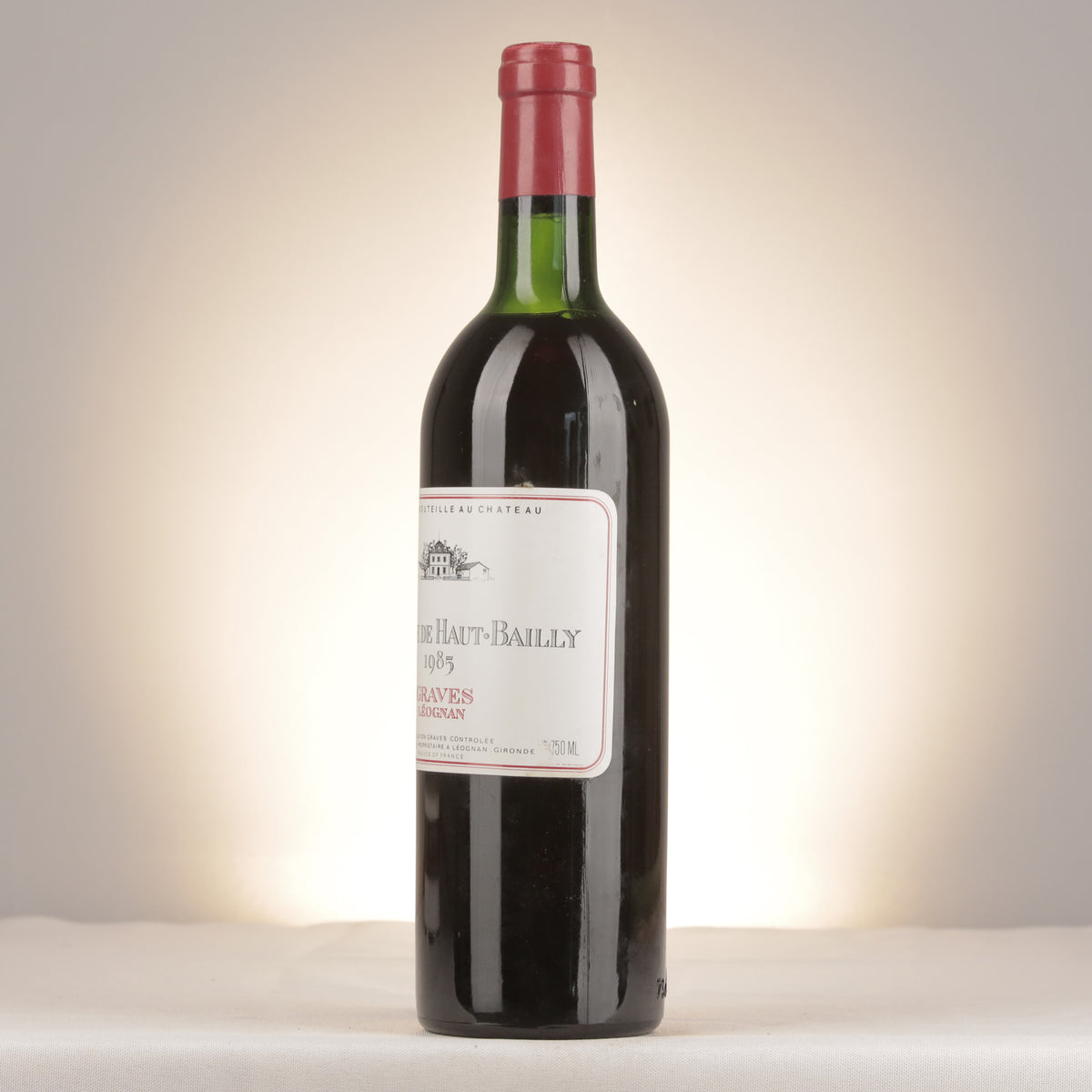 Château Haut-Bailly La Parde de Haut Bailly 1985 Bottle turned left (lot 7066)