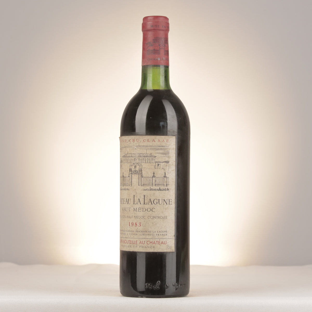 Château La Lagune Château La Lagune 1983 Bottle turned left (lot b8d9)