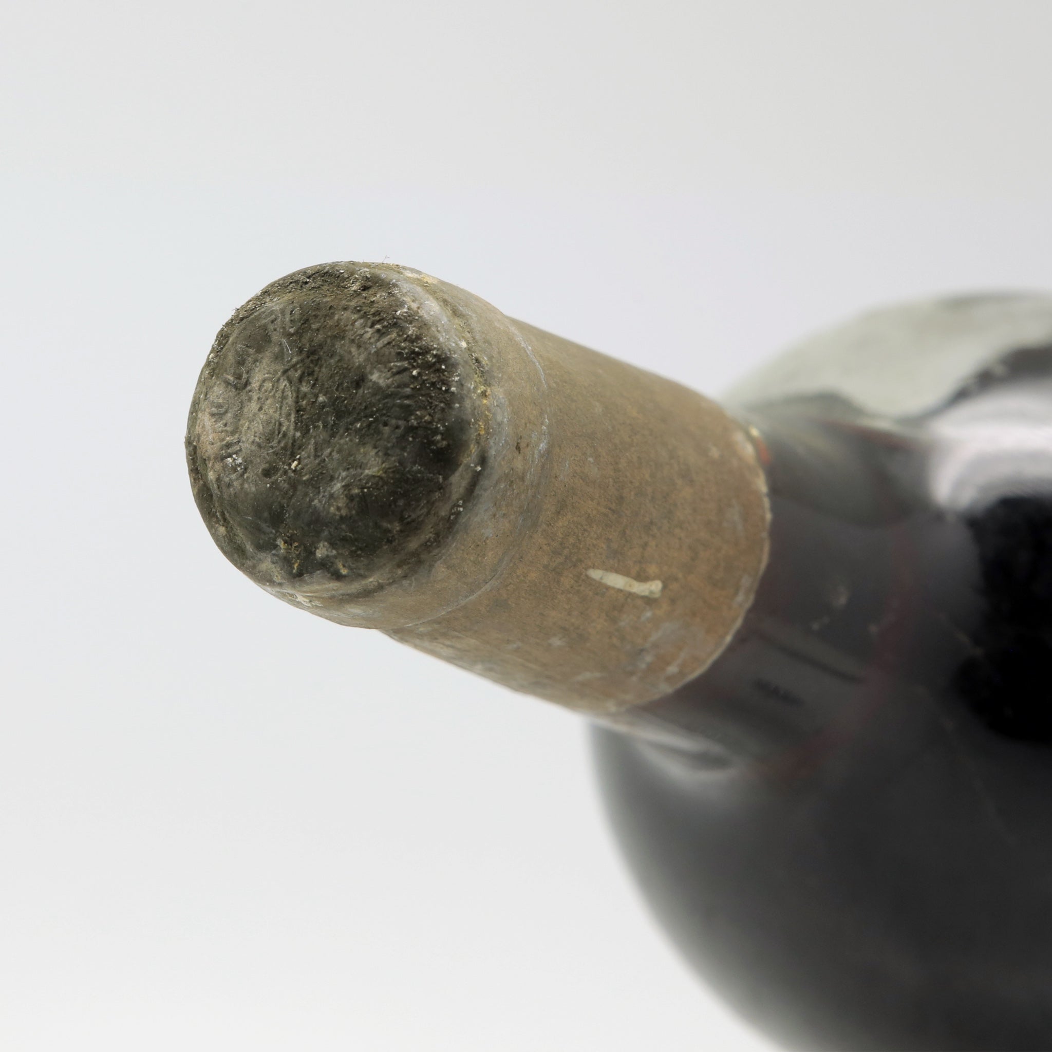 Château La Tour Blanche Chateau La tour Blanche 1955 White wine Bottle