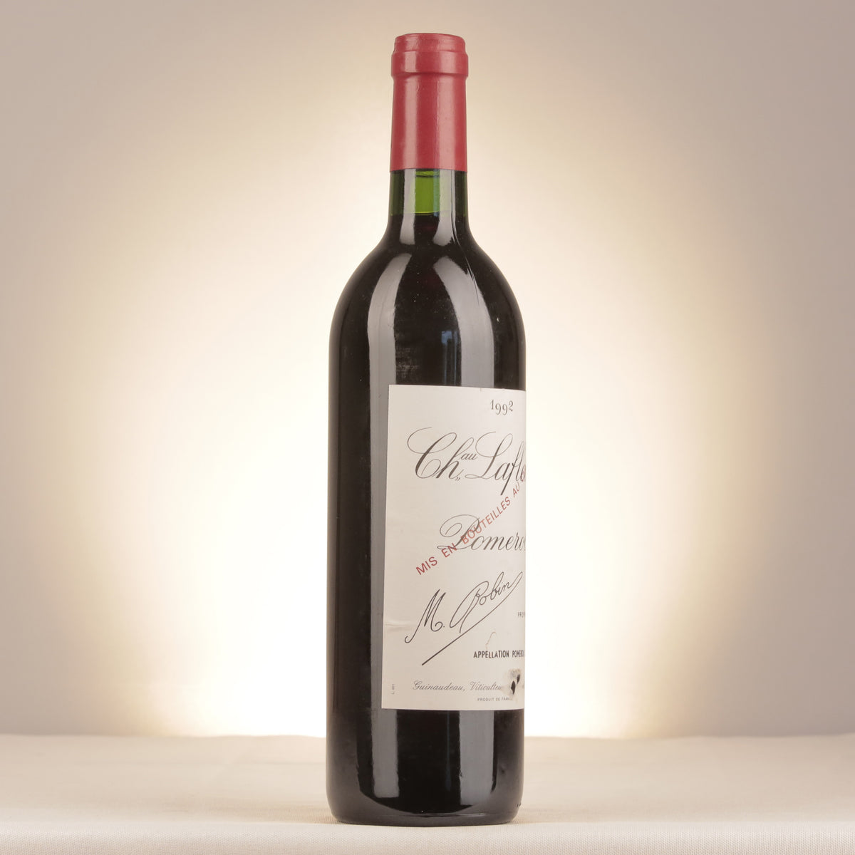Château Lafleur Château Lafleur 1992 Bottle turned right (lot 3523)