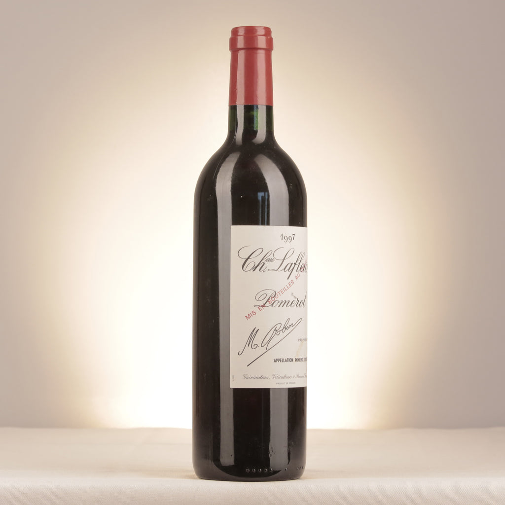 Château Lafleur Château Lafleur 1997 Bottle turned right