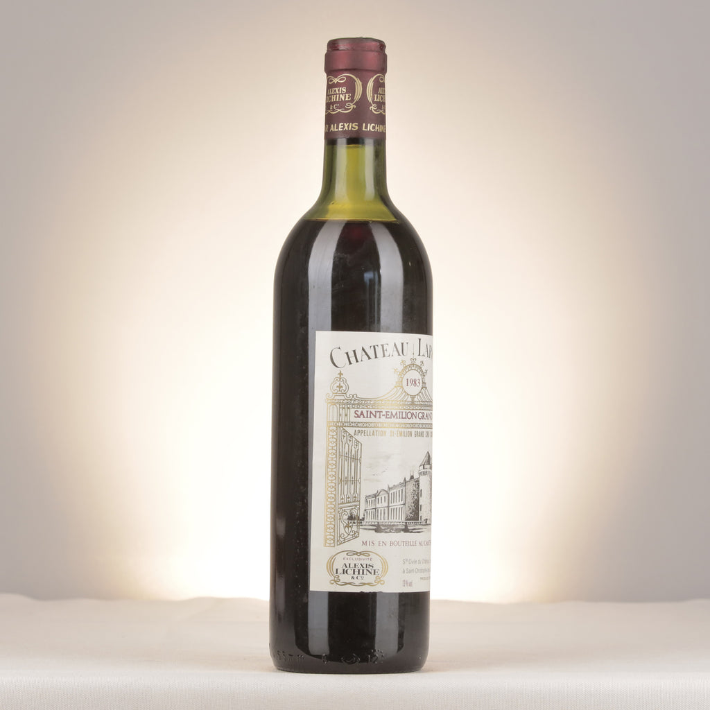 Château Laroque Château Laroque 1983 Bottle turned right (lot be1e)