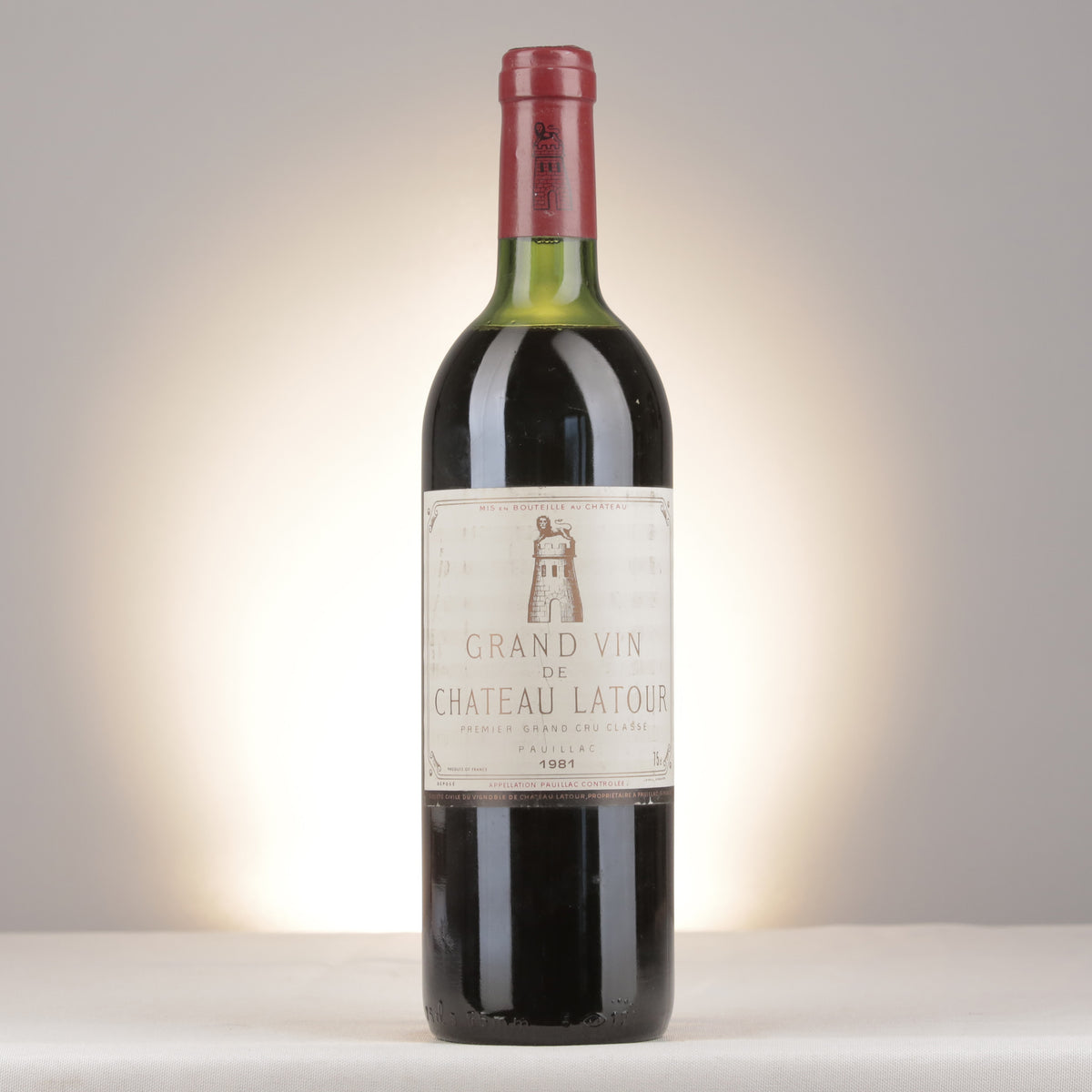 Château Latour 1981 Bottle front