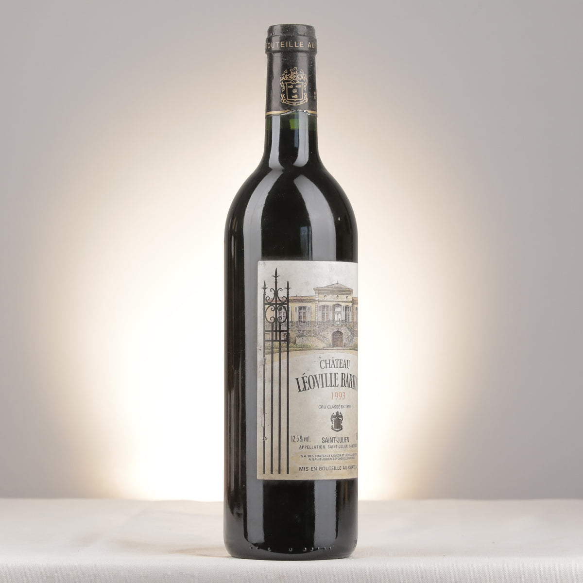 Château Léoville Barton 1993 Bottle turned right