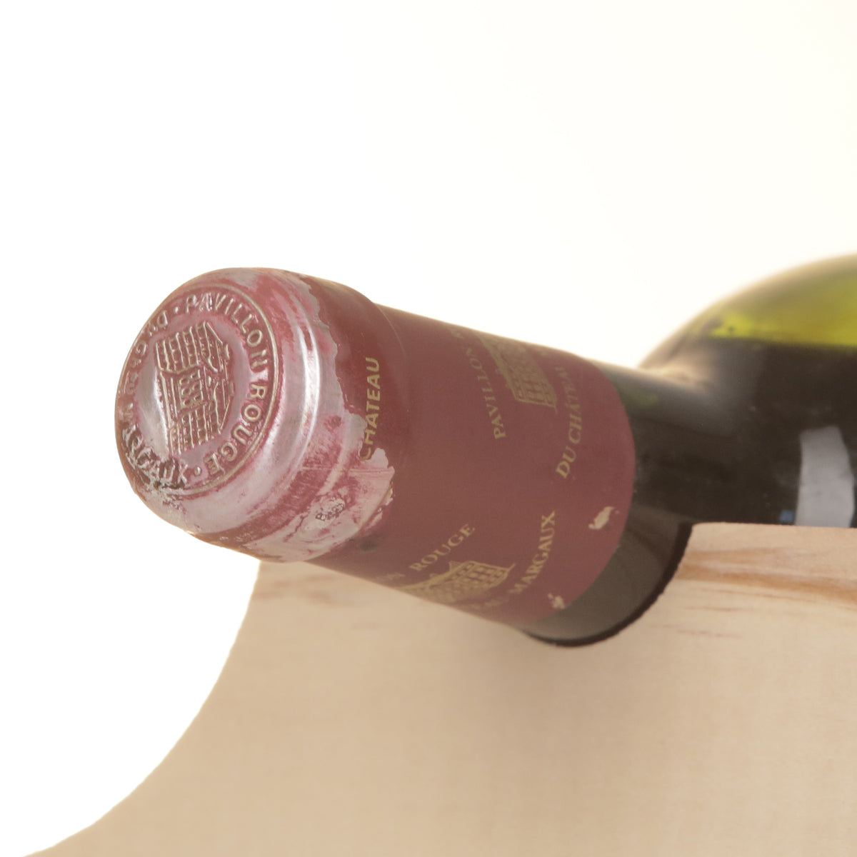 Château Margaux Pavillon Rouge du Château Margaux 1989 Bottle cap (lot 433d)