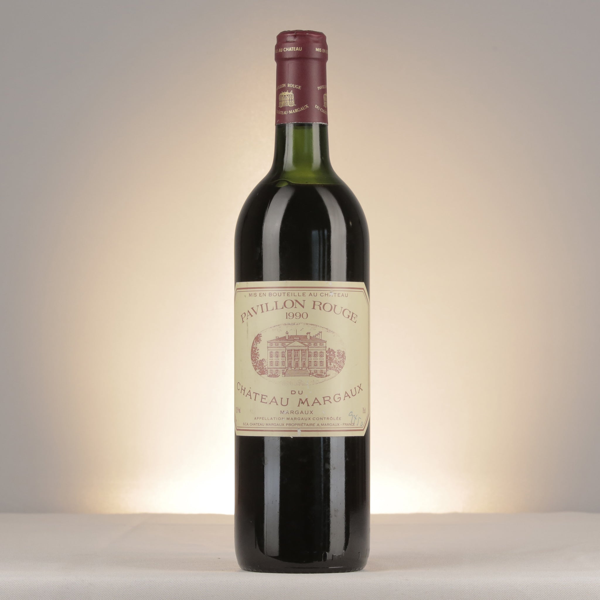 Château Margaux Pavillon Rouge du Château Margaux 1990 Bottle front (lot 2d55)