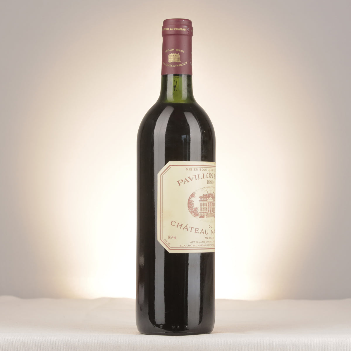 Château Margaux Pavillon Rouge du Château Margaux 1990 Bottle label (lot e44b)