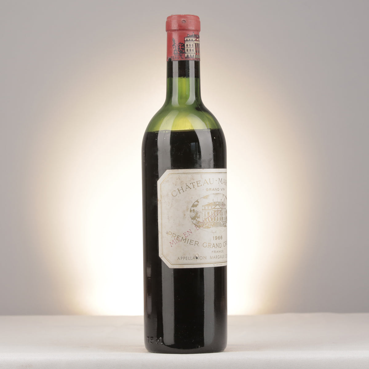 Château Margaux 1966 Bottle turned right