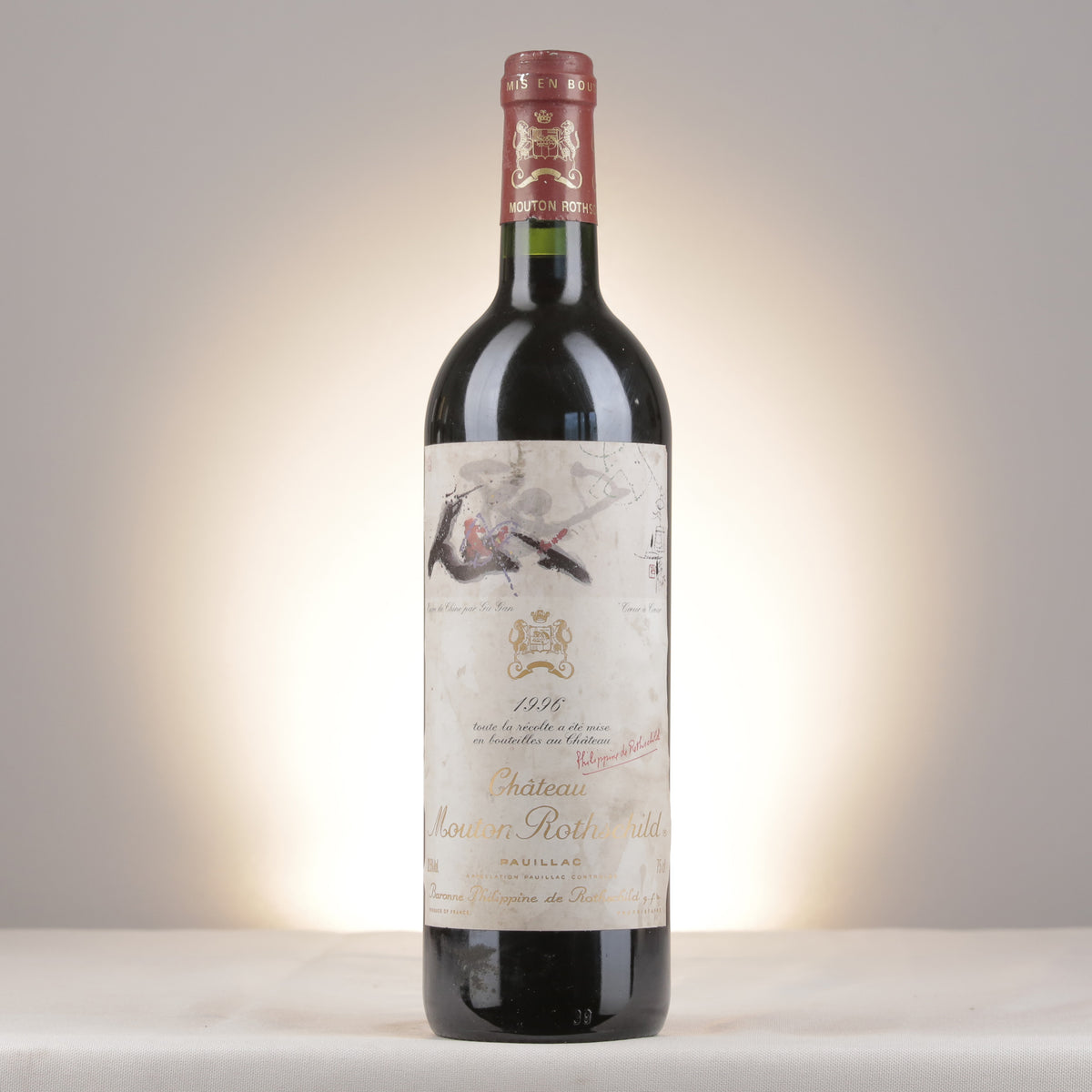 Mouton Rothschild Château Mouton Rothschild 1996 Bottle front (lot 083e)