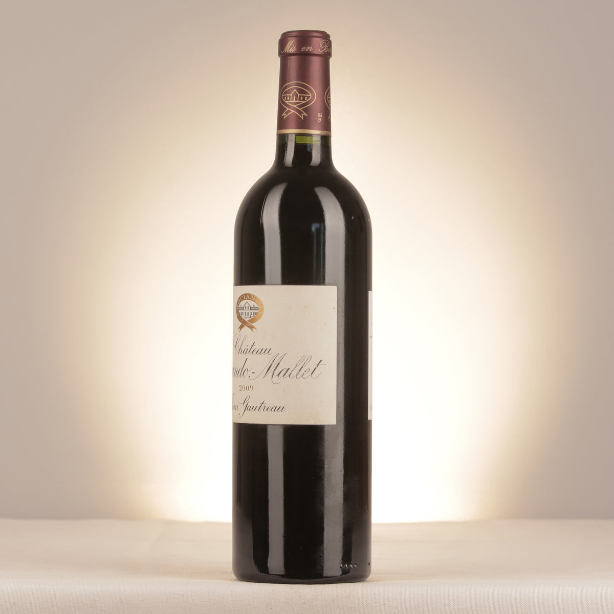 Château Sociando-Mallet 2009 Bottle turned left