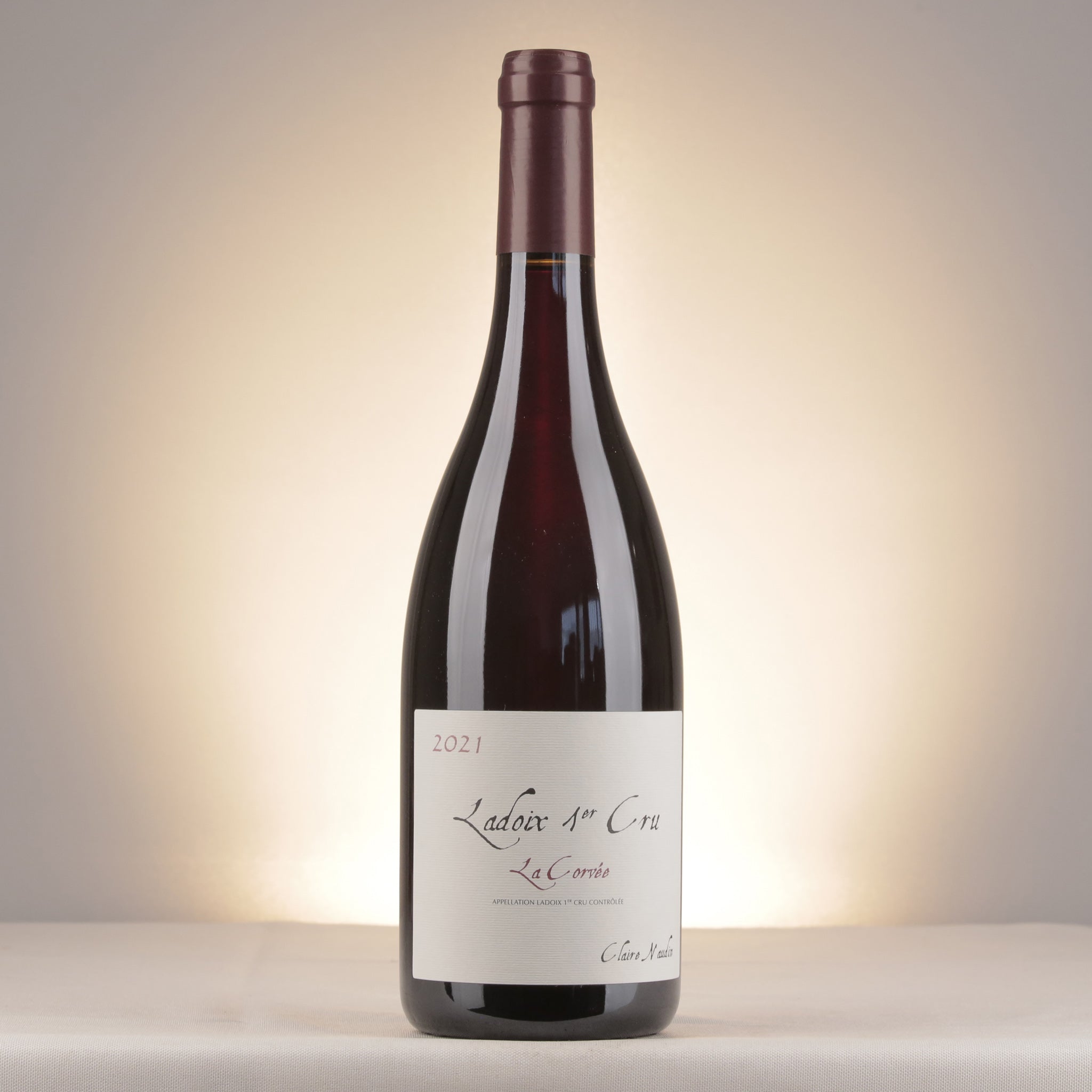 Claire Naudin Ladoix 1er Cru La Corvée 2021 Bottle front