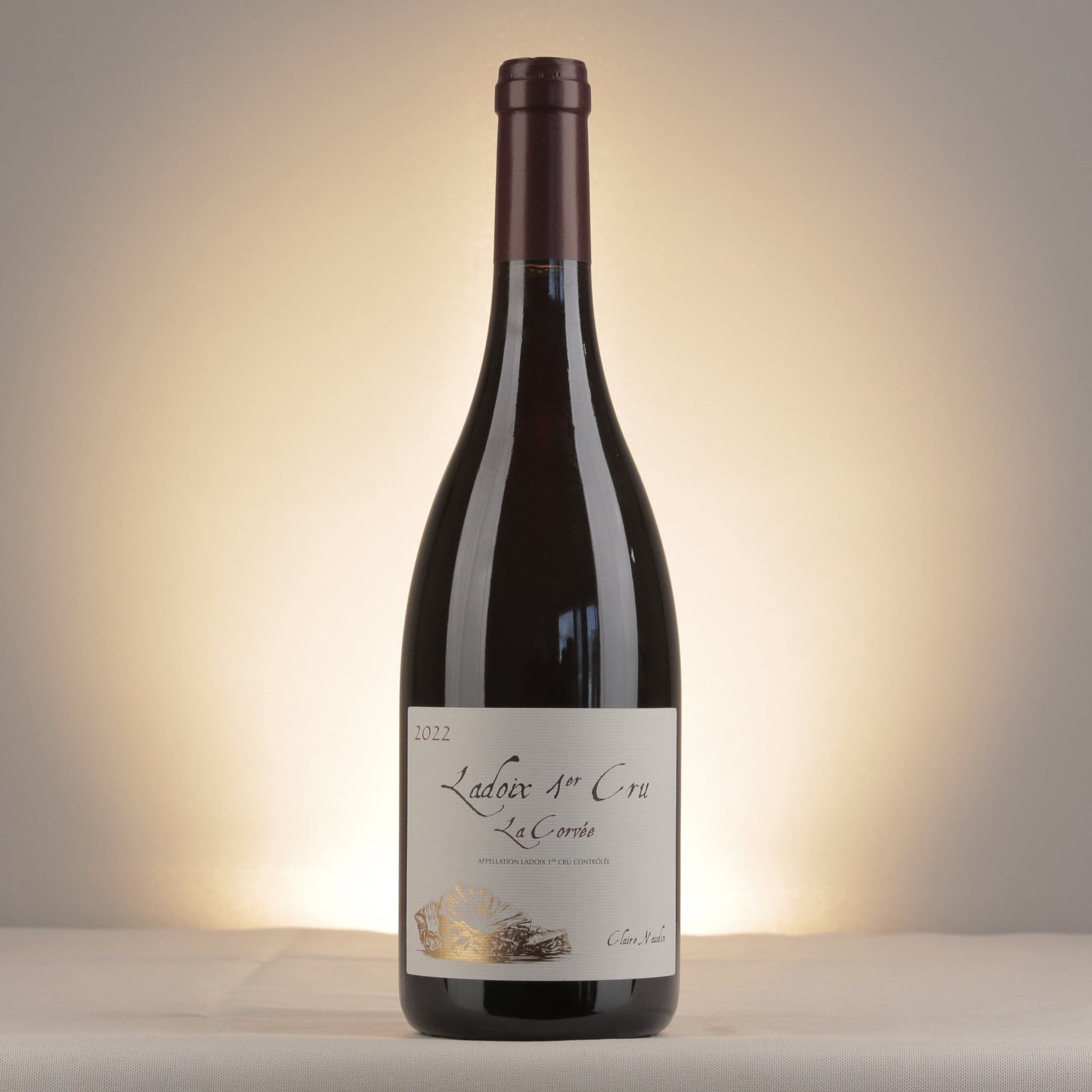 Claire Naudin Ladoix 1er Cru La Corvée 2022 Bottle front