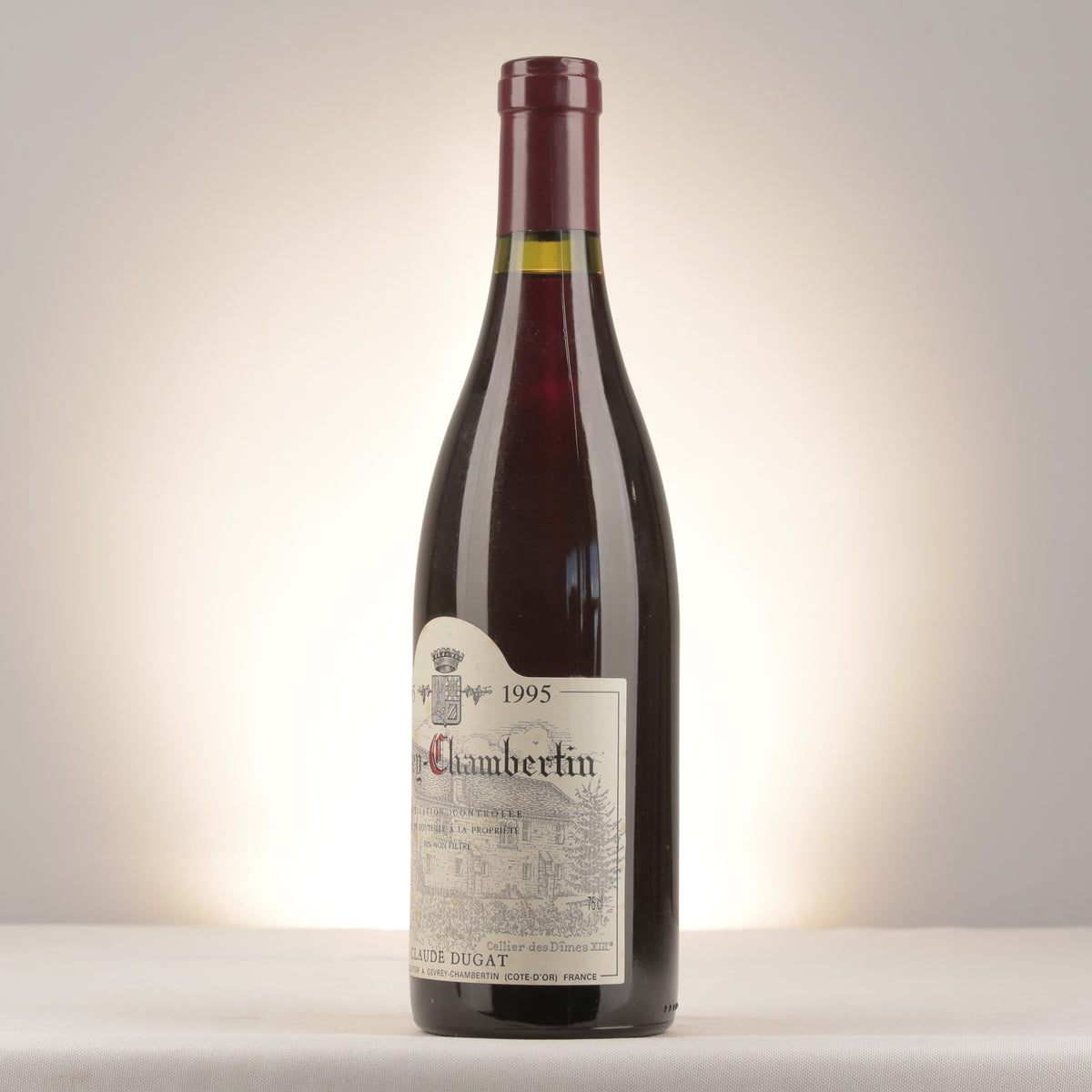 Claude Dugat Gevrey-Chambertin 1995 Bottle turned left