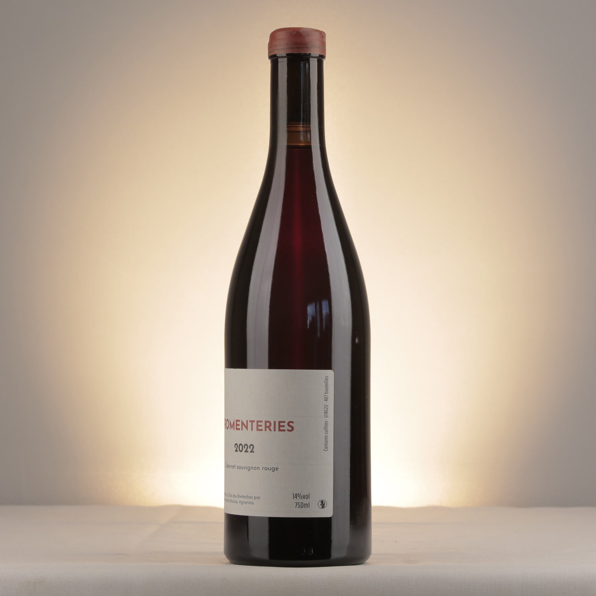 Clos des Breteches Fromenteries 2022 Bottle detail