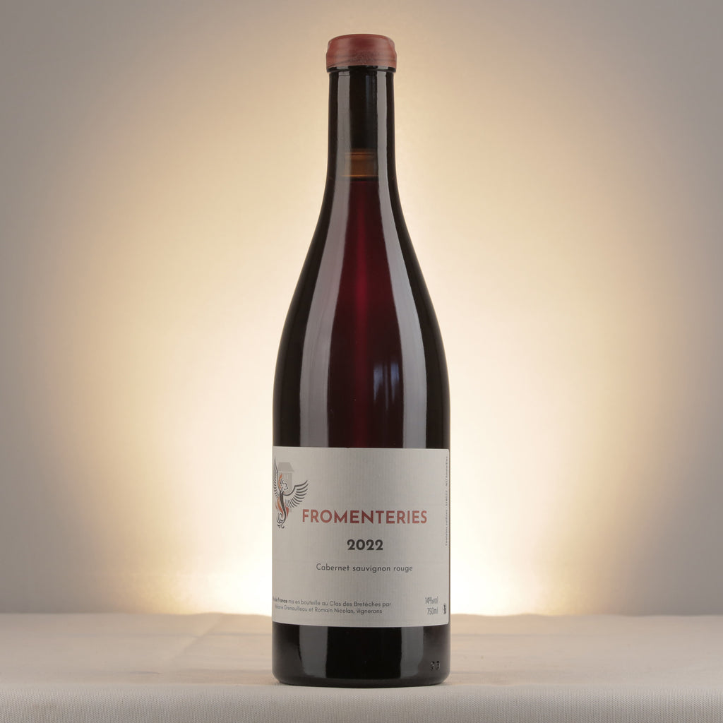 Clos des Breteches Fromenteries 2022 Bottle front
