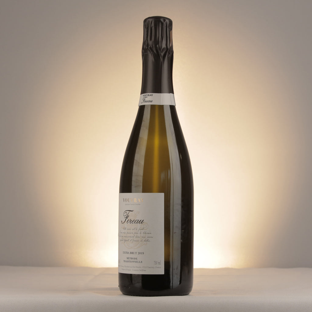 Clos Naudin Foreau Vouvray Extra Brut 2019 Bottle detail