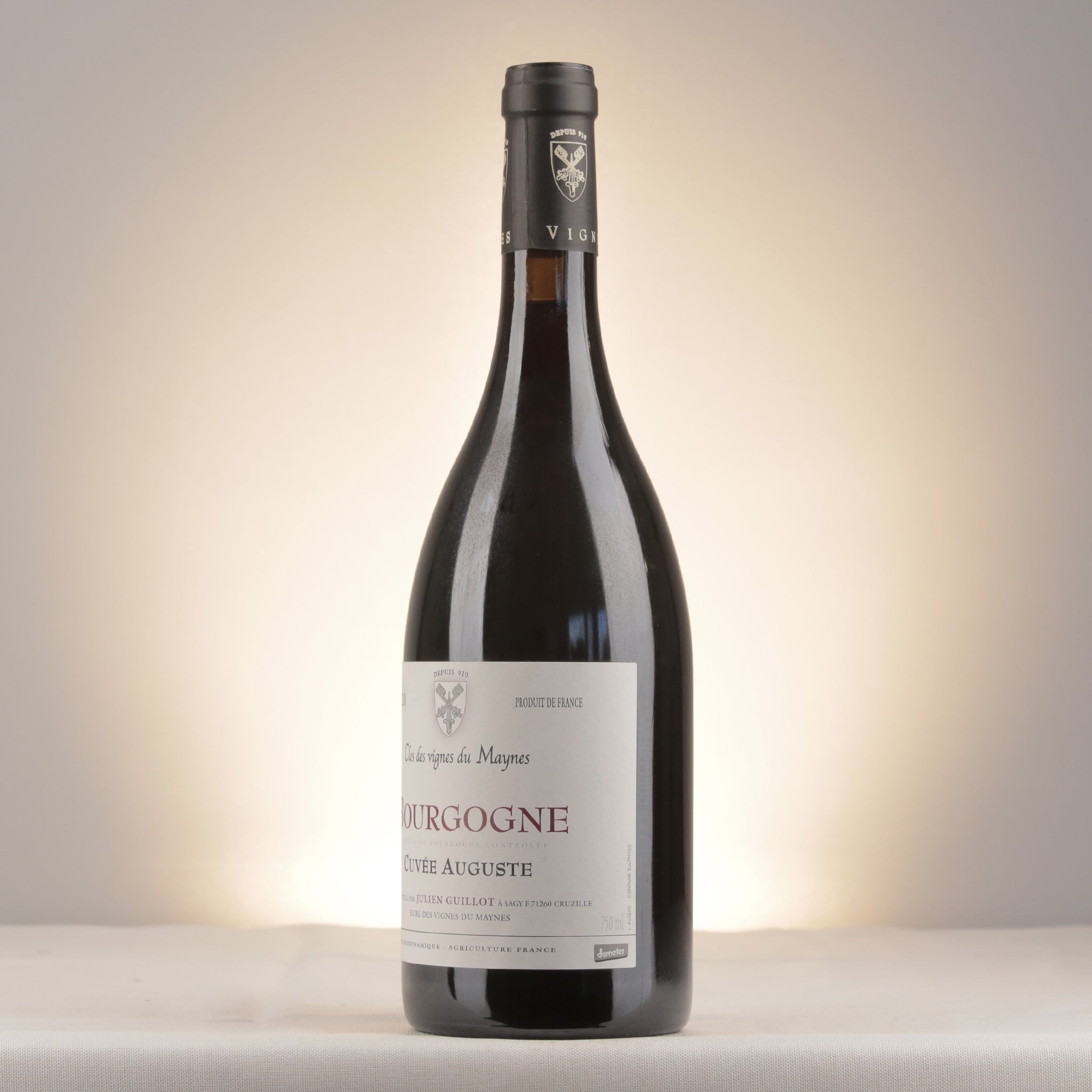 Clos des Vignes du Mayne Julien Guillot Bourgogne Cuvée Auguste 2020 Bottle detail