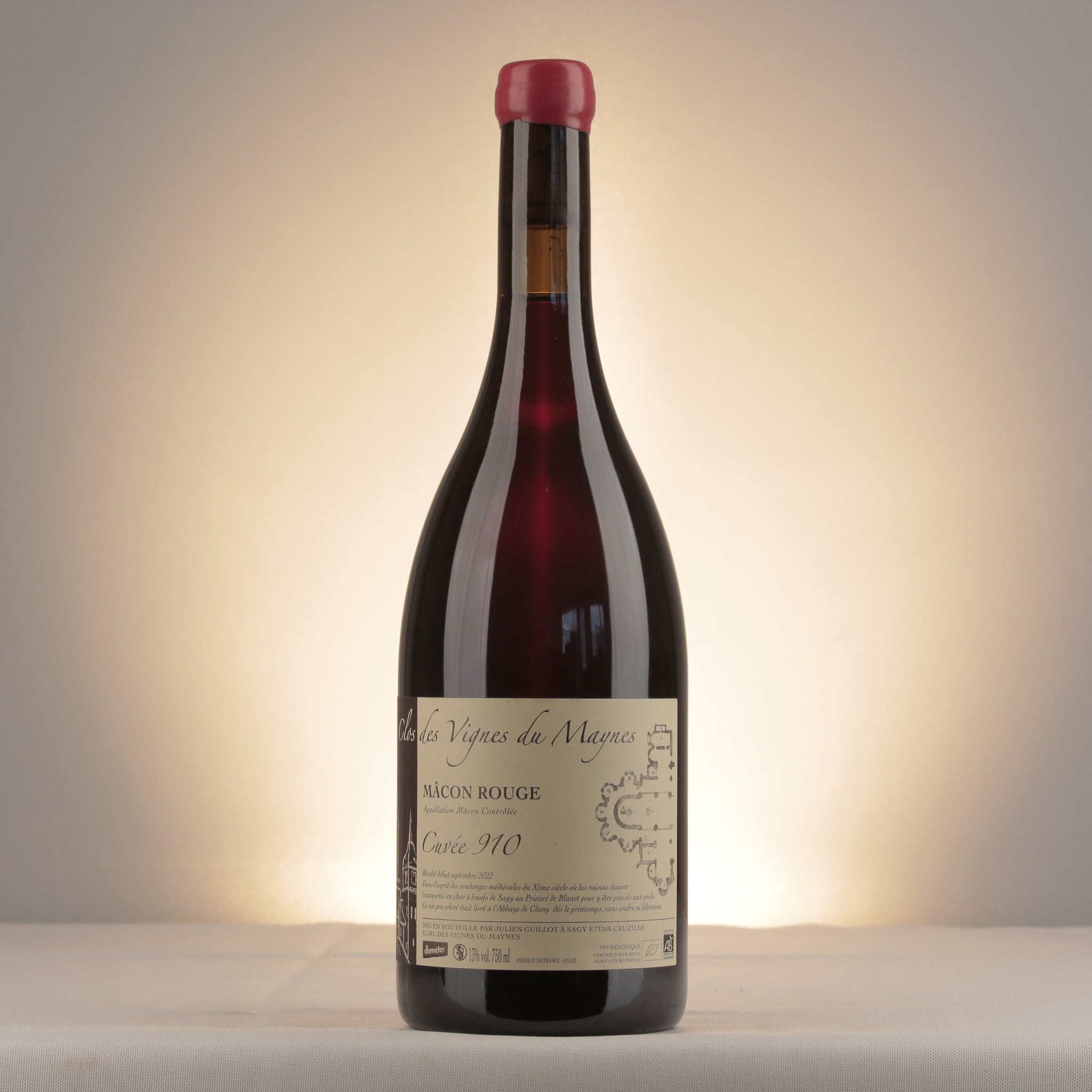 Clos des Vignes du Mayne Julien Guillot Mâcon Rouge Cuvée 910 2022 Bottle front