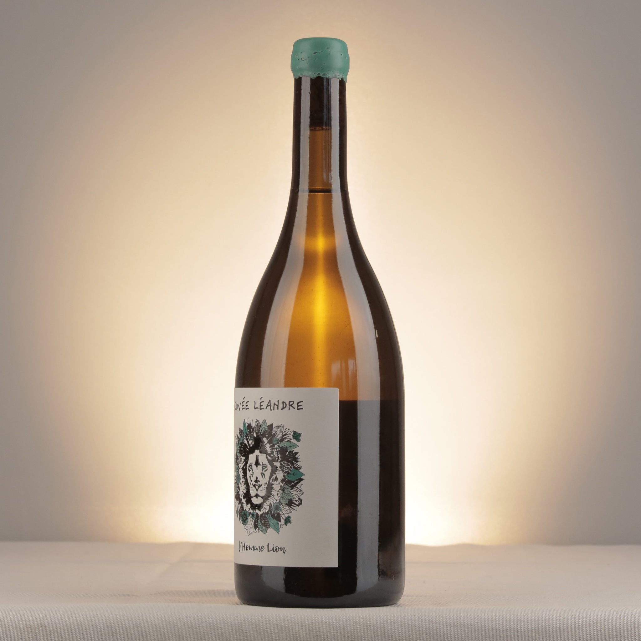 Clos des Vignes du Mayne Julien Guillot Pouilly-Fuisse Cuvée Leandre L'Homme Lion 2018 Bottle detail