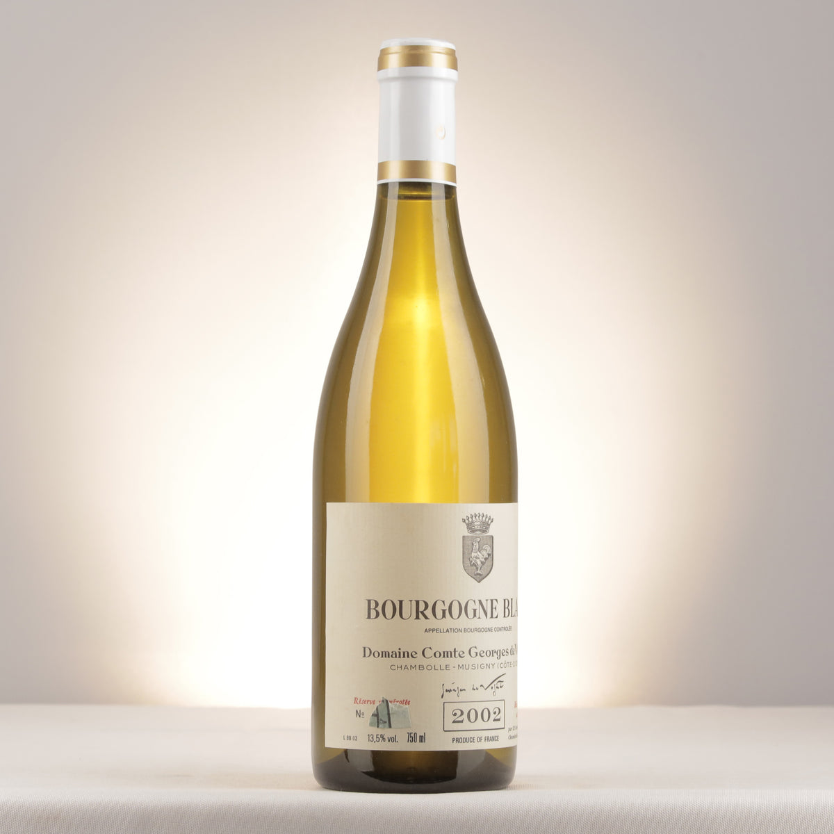 Comte Georges de Vogüé Bourgogne Blanc 2002 Bottle turned right