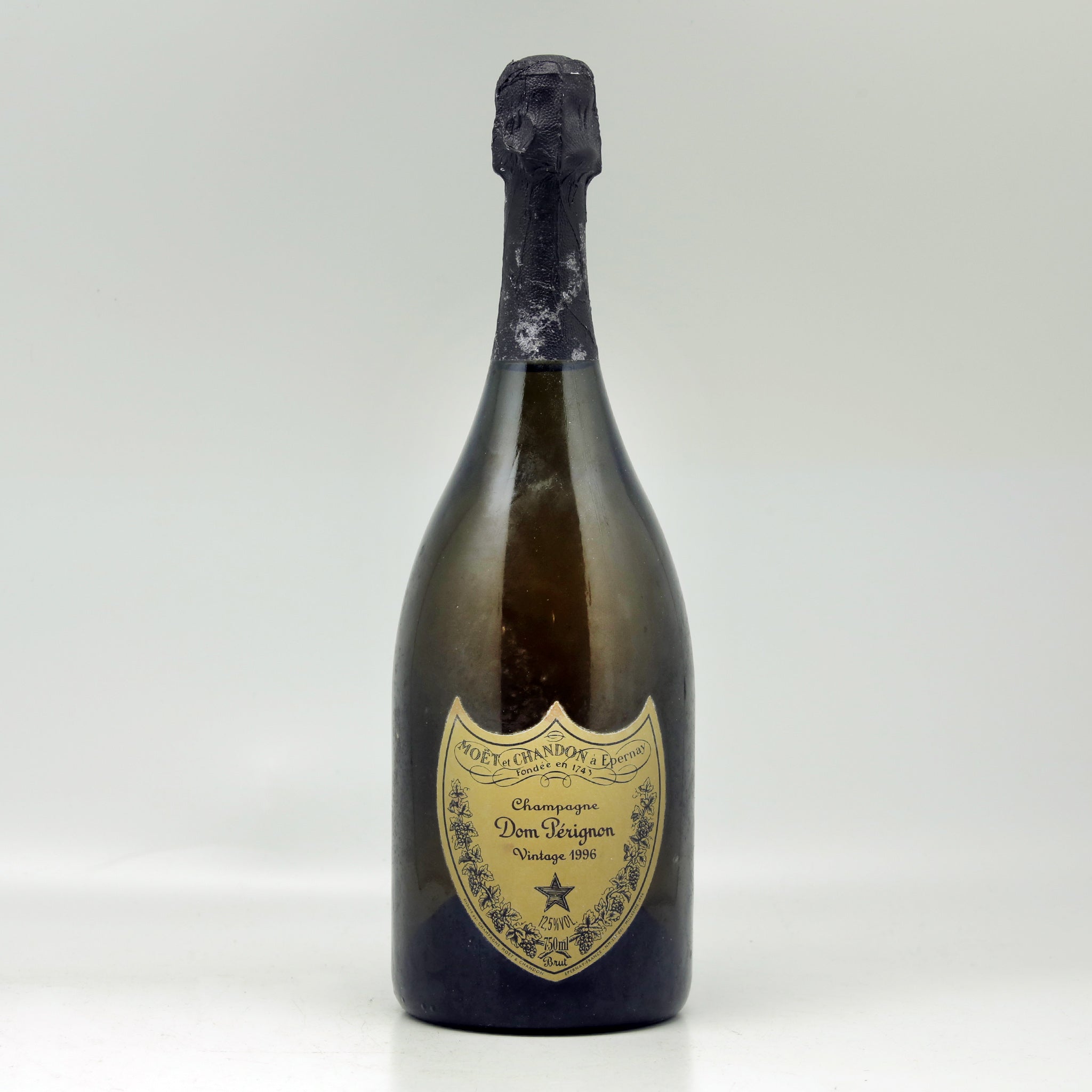 Champagne Dom Pérignon Dom Perignon 1996 Champagne Bottle