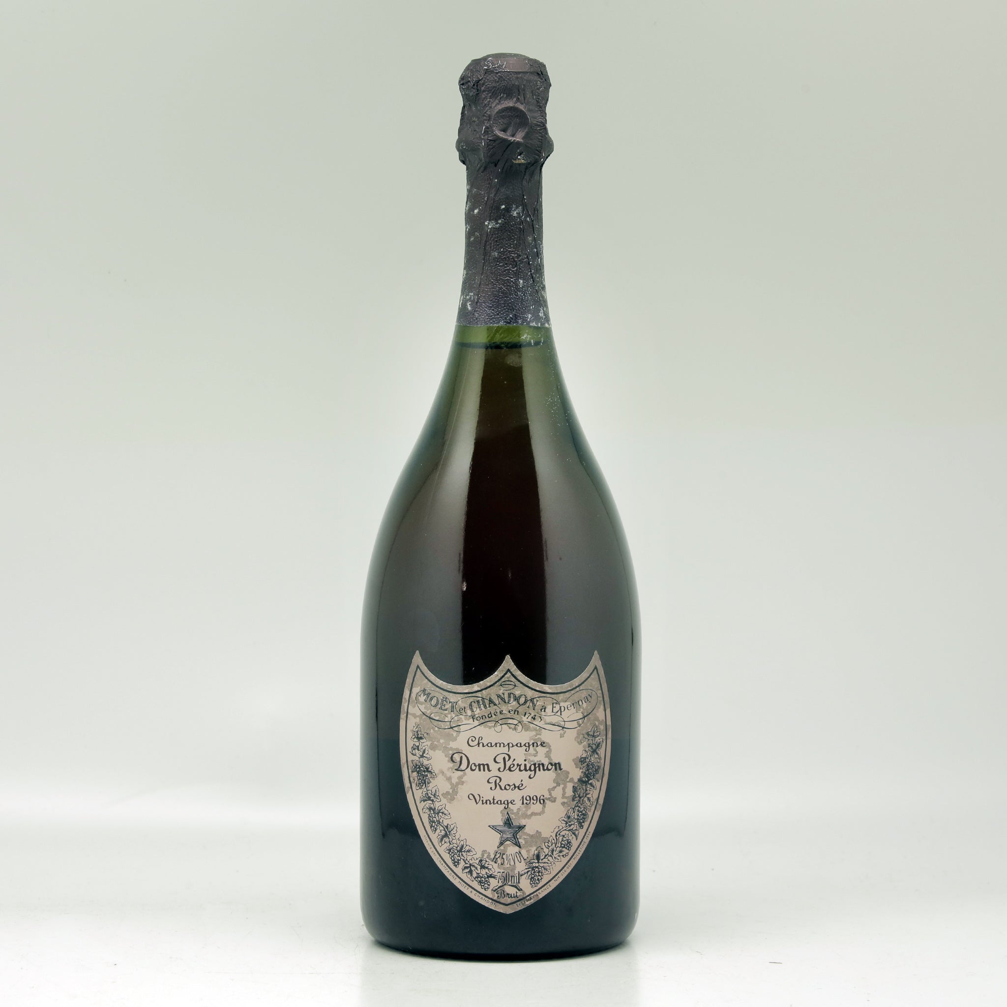 Champagne Dom Pérignon Dom Perignon Rose 1996 Champagne Bottle