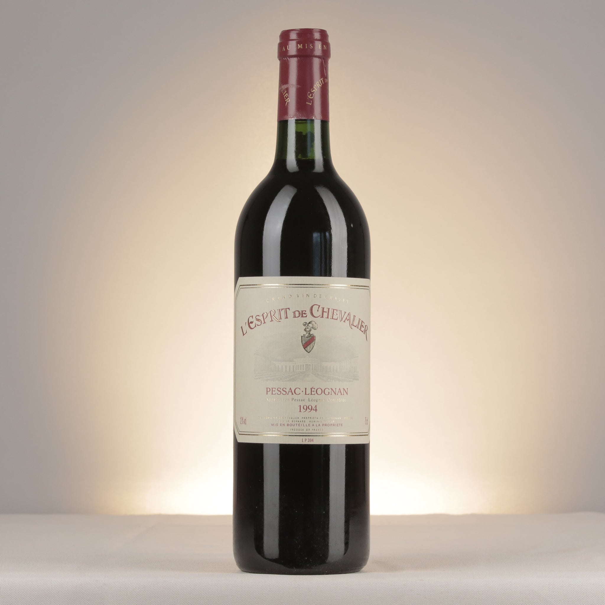 L'Esprit de Chevalier Rouge Pessac-Leognan 1994 Bottle front (lot 99e8)