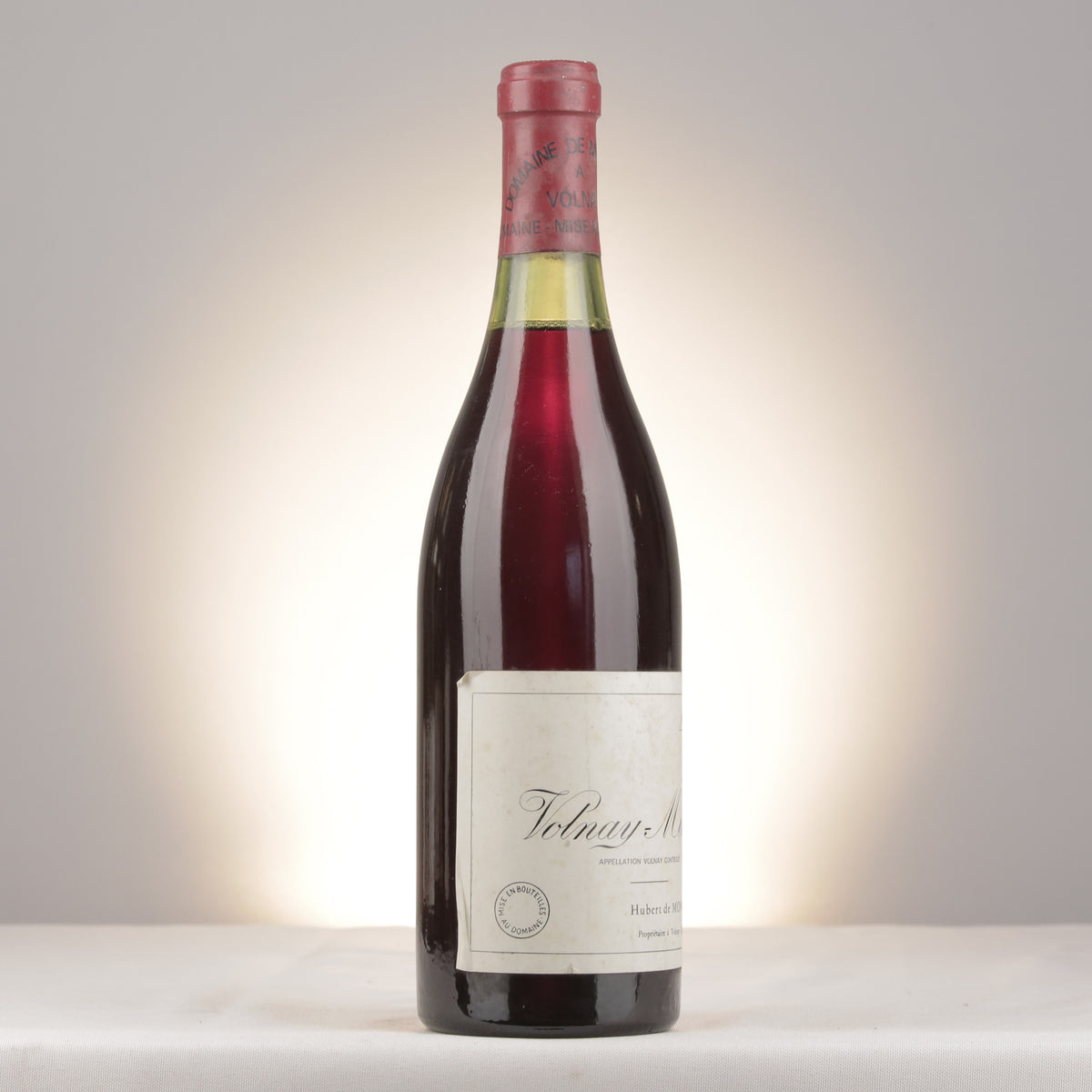 Domaine de Montille Volnay 1er Cru Les Mitans 1981 Bottle turned right (lot c017)