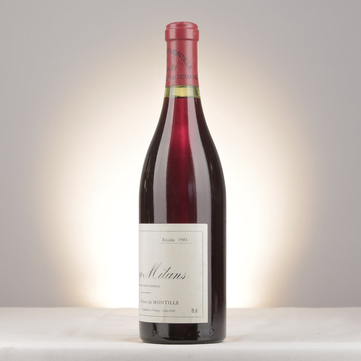 Domaine de Montille Volnay 1er Cru Les Mitans 1981 Bottle turned left