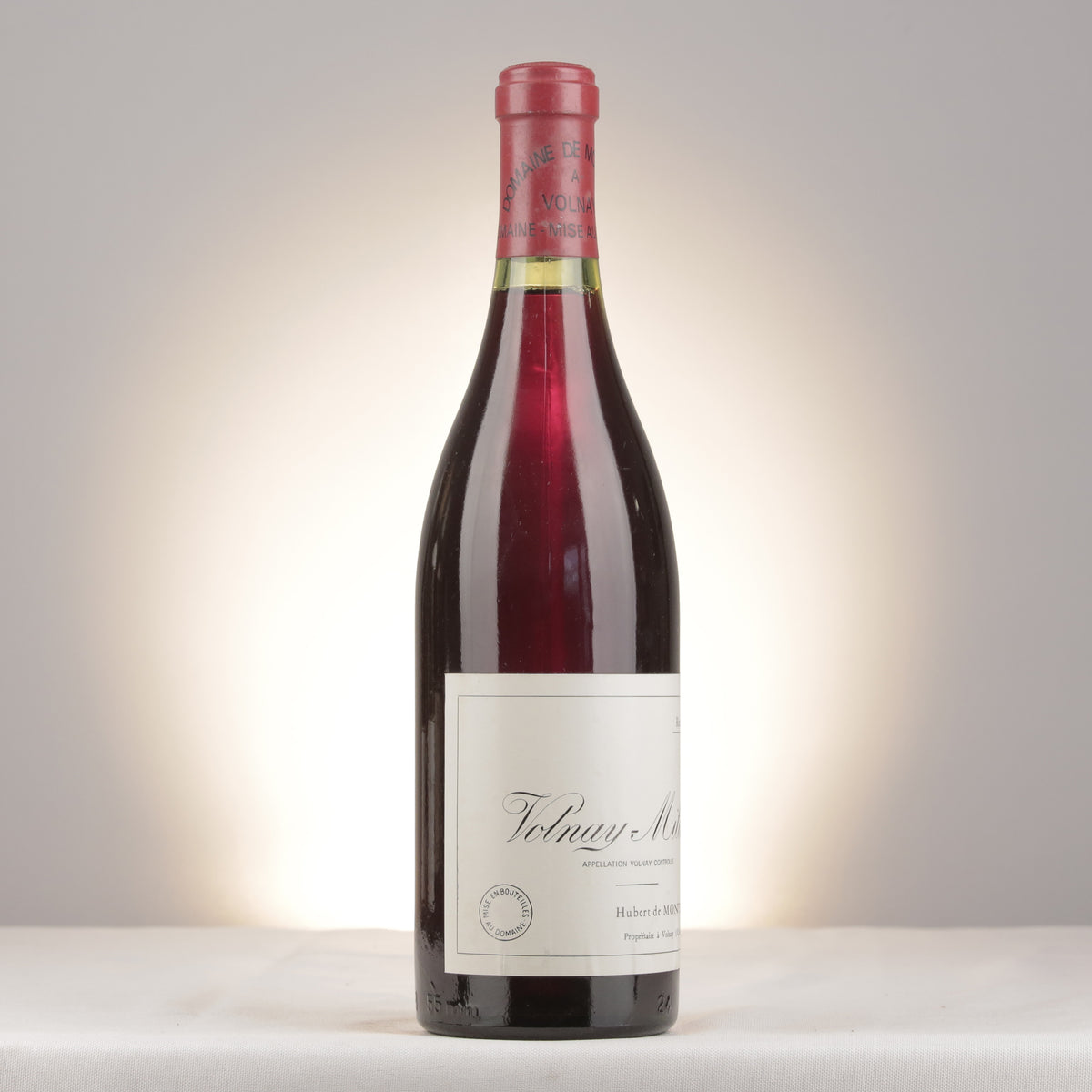 Domaine de Montille Volnay 1er Cru Les Mitans 1981 Bottle turned right