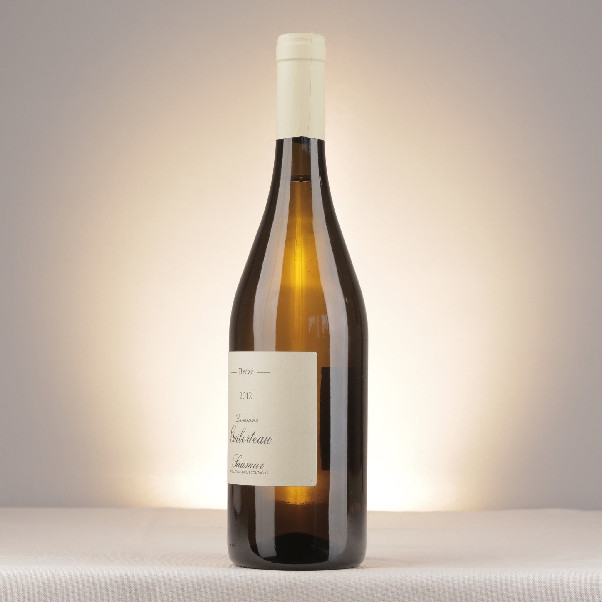 Domaine Guiberteau Saumur Brézé 2012 Bottle detail