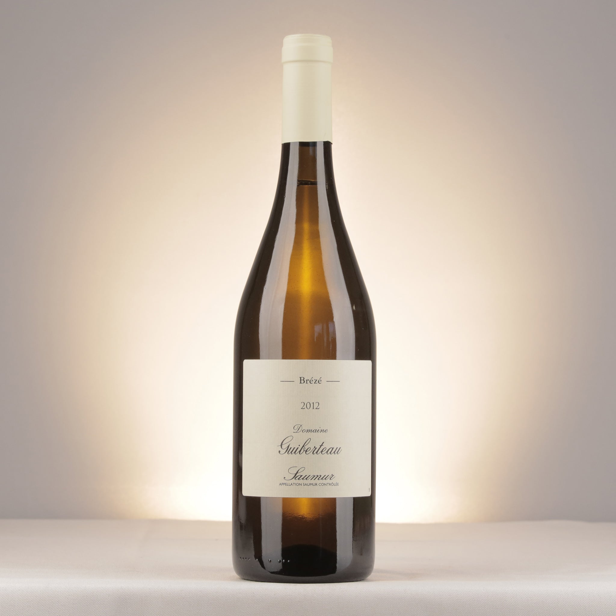 Domaine Guiberteau Saumur Brézé 2012 Bottle front