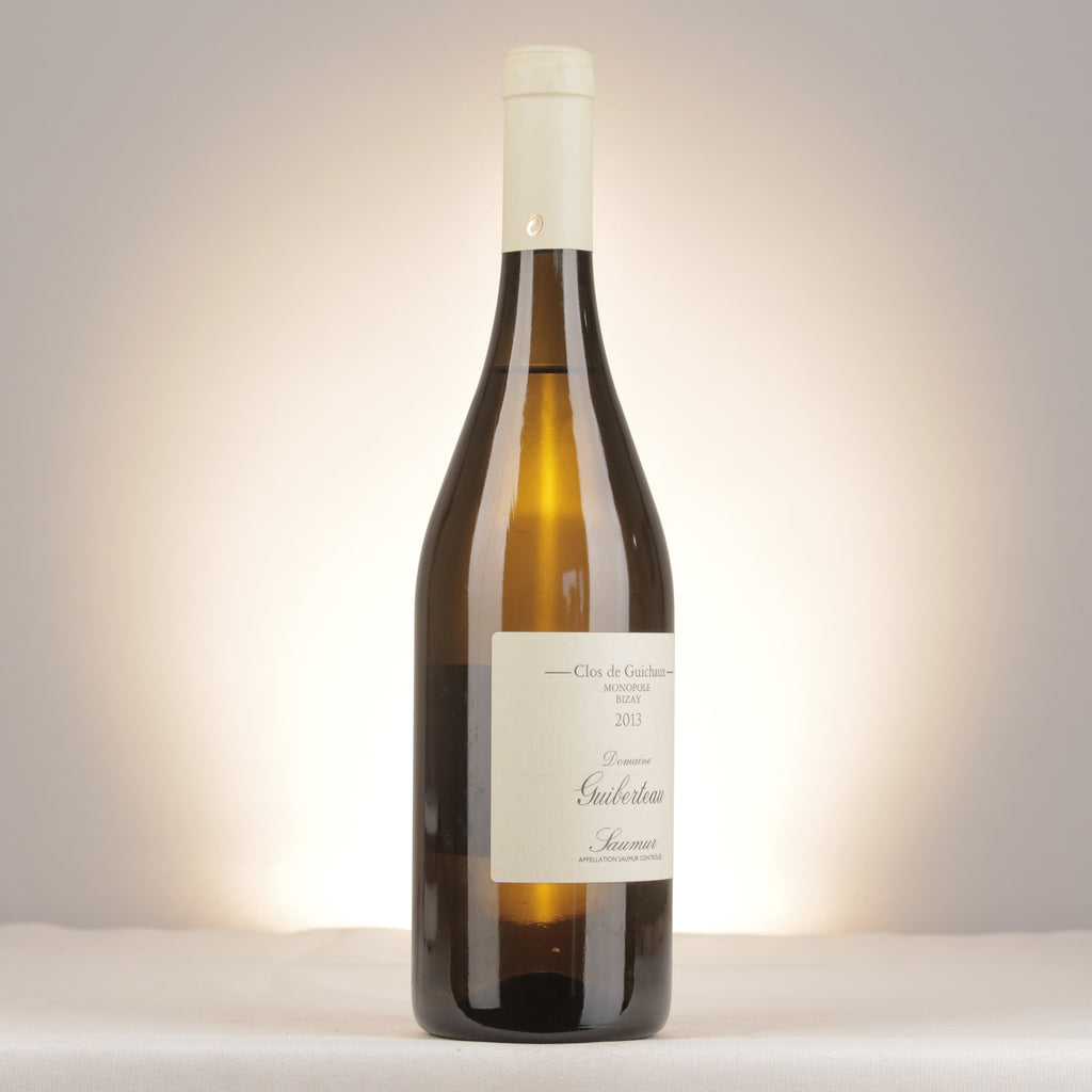 Domaine Guiberteau Saumur Clos de Guichaux 2013 Bottle turned right