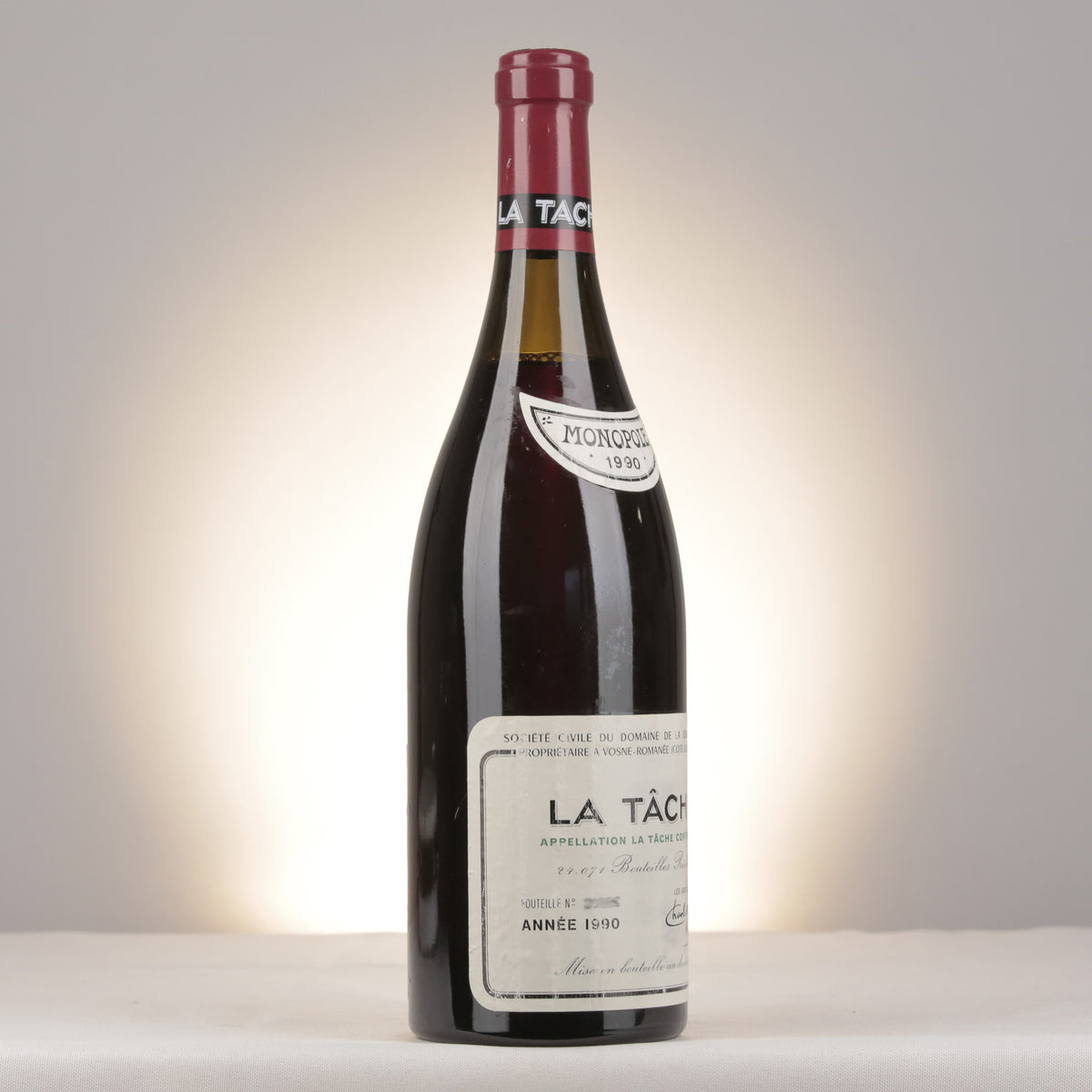 Domaine de la Romanée-Conti La Tâche 1990 Bottle turned right
