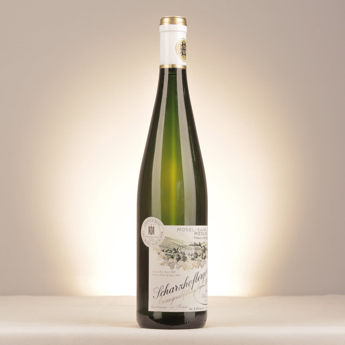 Egon Muller Scharzhofberger Riesling Auslese Versteigerung Mosel 1999 Bottle turned right