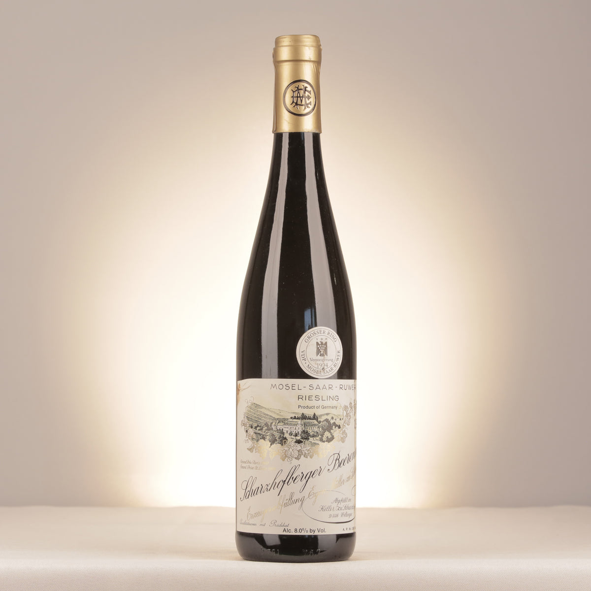 Egon Muller Scharzhofberger Riesling Beerenauslese Goldkapsel Versteigerung Mosel 1990 Bottle front (lot 0db7)