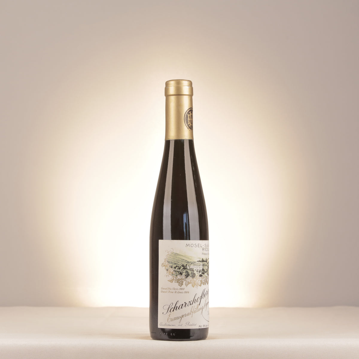 Egon Muller Scharzhofberger Riesling Eiswein Mosel 1996 Half-Bottle turned right