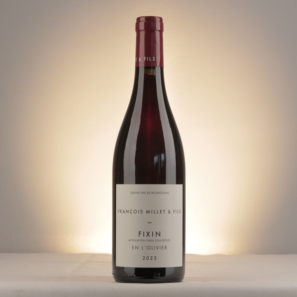 François Millet & Fils Fixin En l'Olivier 2023 Bottle front