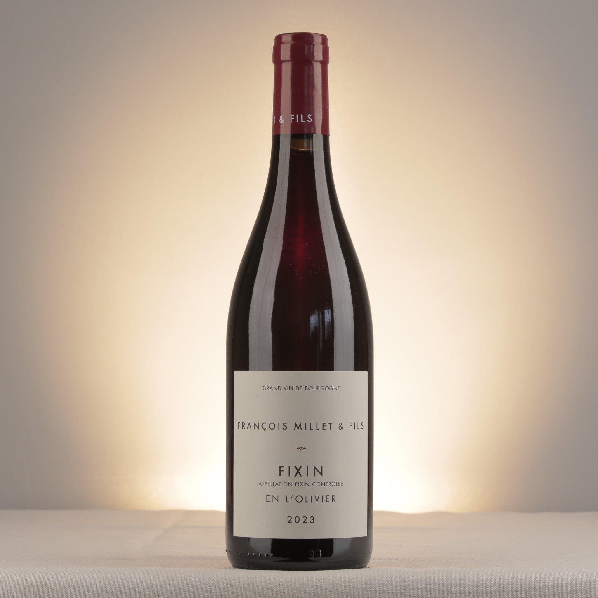 François Millet & Fils Fixin En l'Olivier 2023 Bottle front