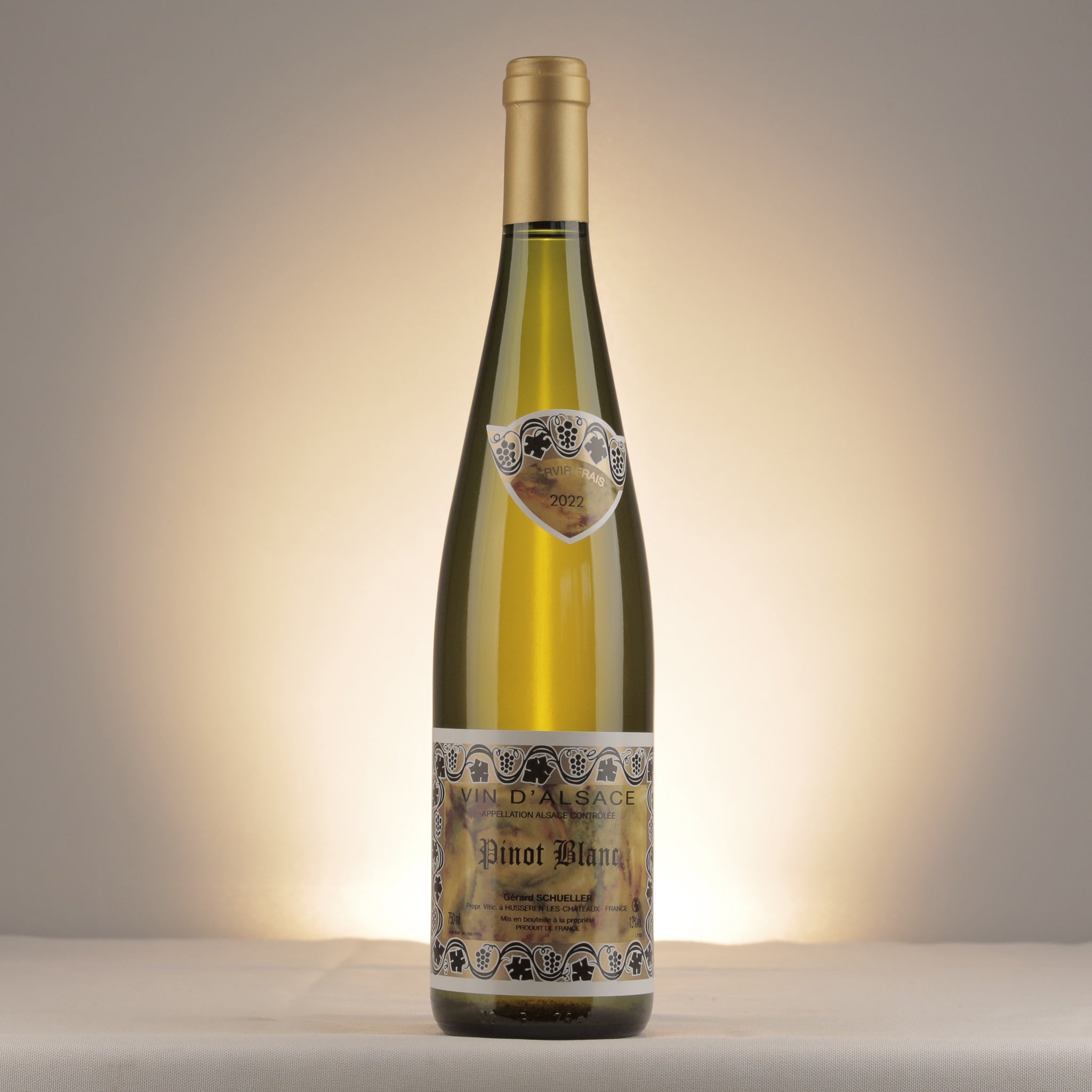 Gérard Schueller Pinot Blanc 2022 Bottle front