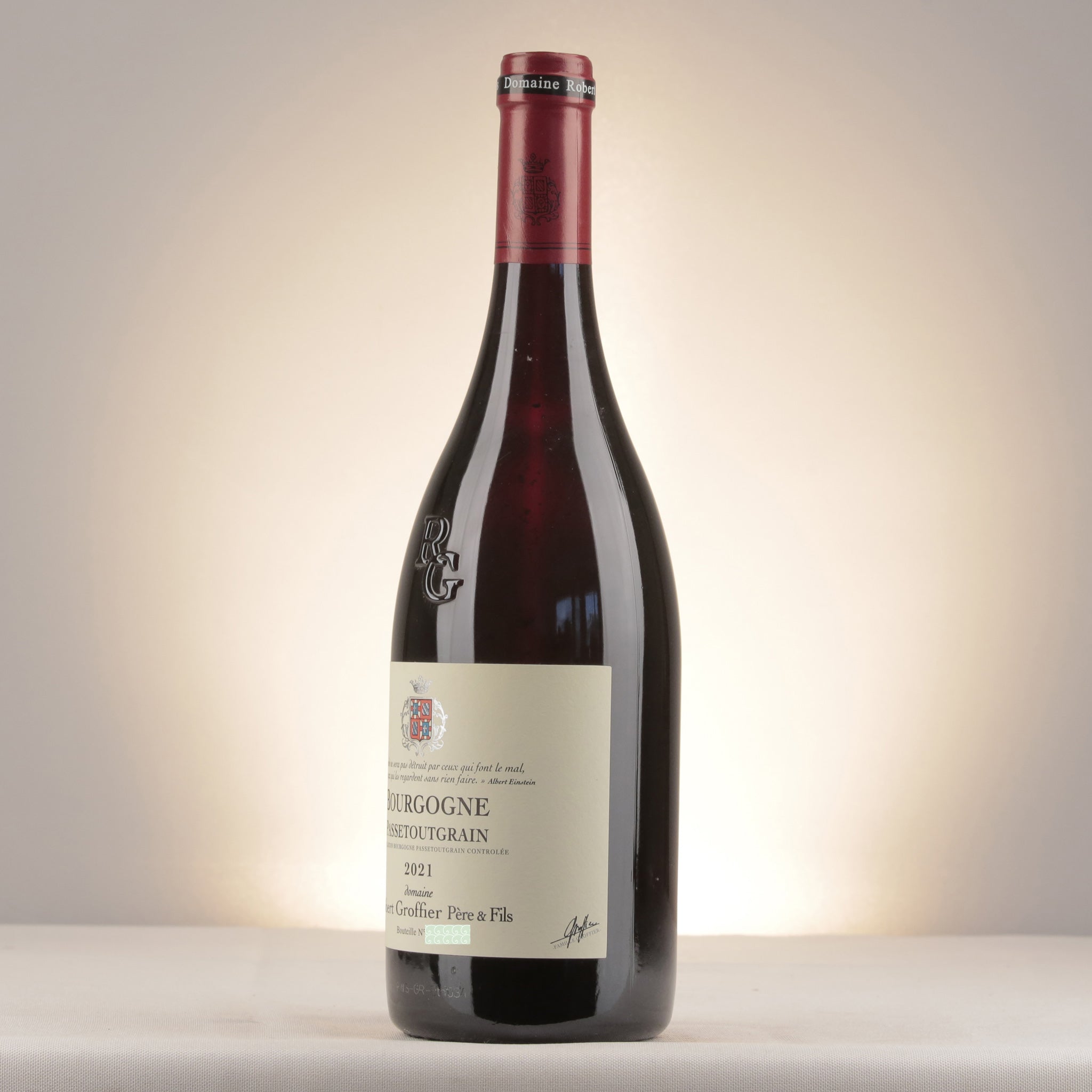 Robert Groffier Père et Fils Bourgogne Passe-tout-grains 2021 Bottle detail