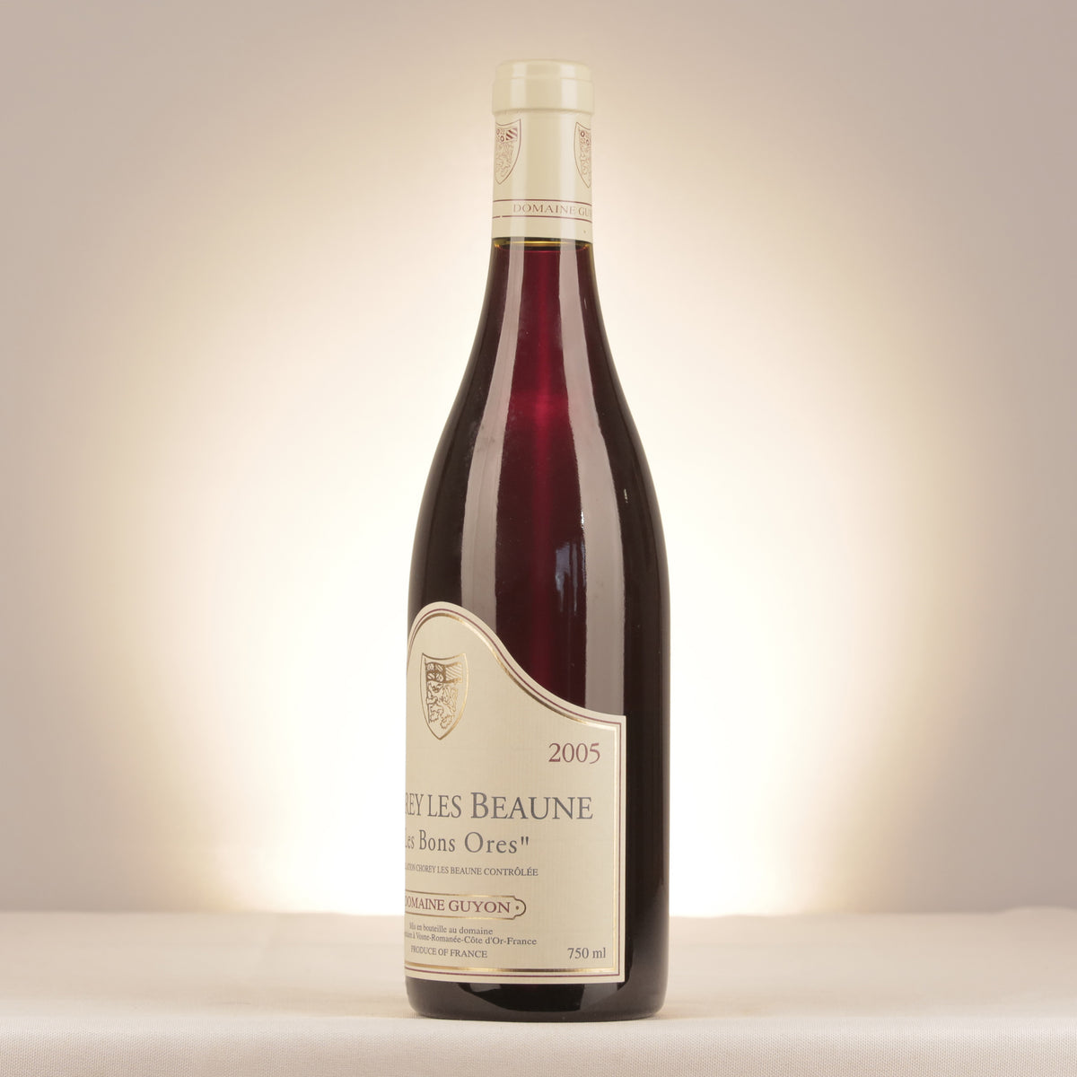 Domaine Guyon Chorey-lès-Beaune Les Bons Ores 2005 Bottle turned left