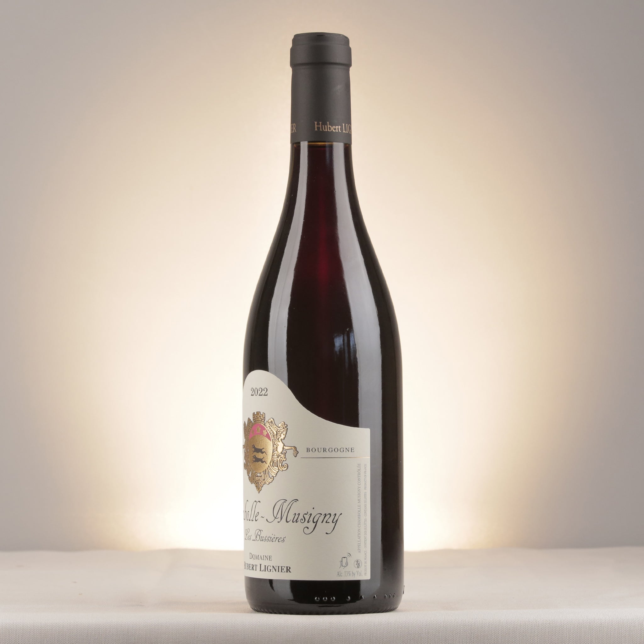 Hubert Lignier Chambolle-Musigny Les Bussieres 2022 Bottle detail