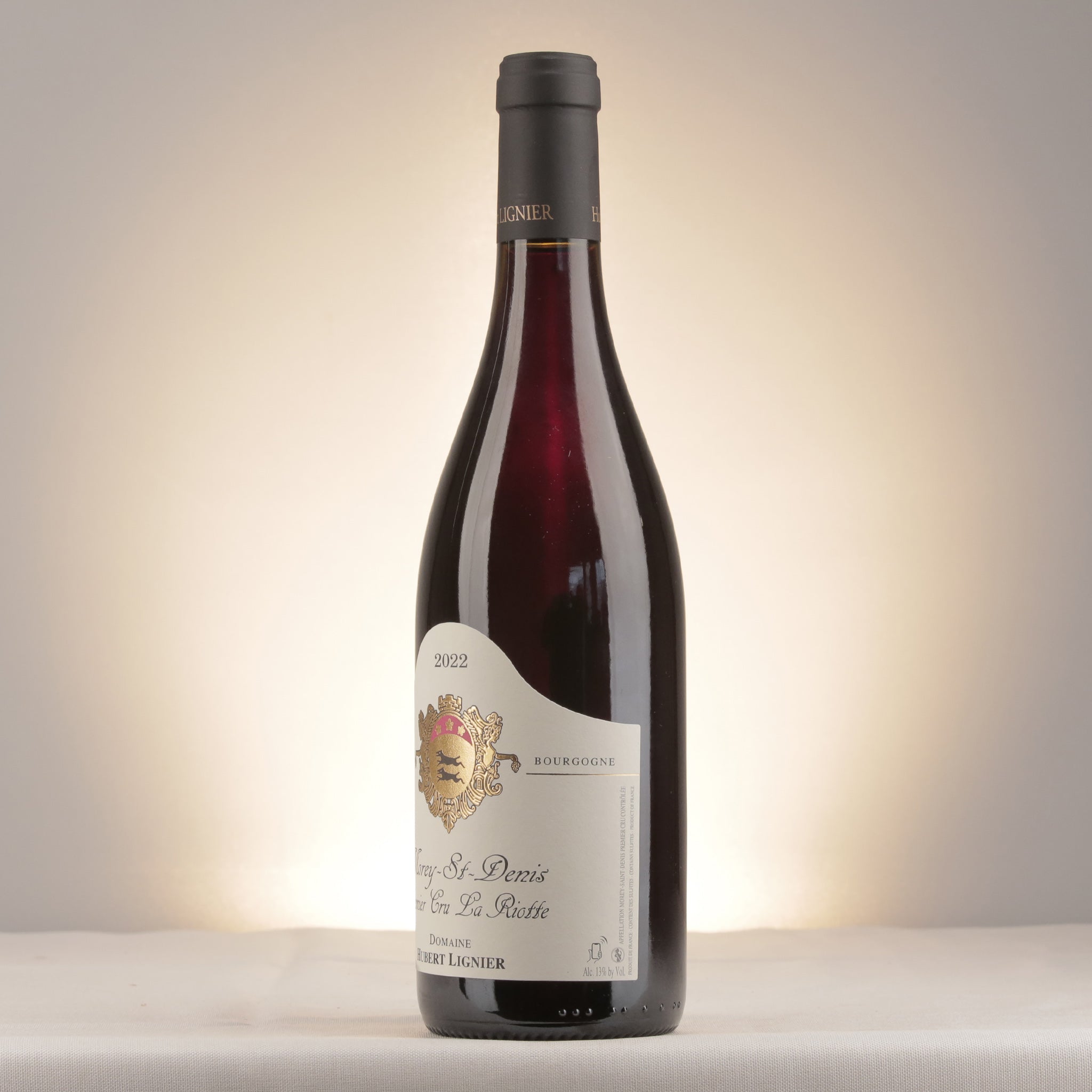 Hubert Lignier Morey-Saint-Denis 1er Cru La Riotte 2022 Bottle detail